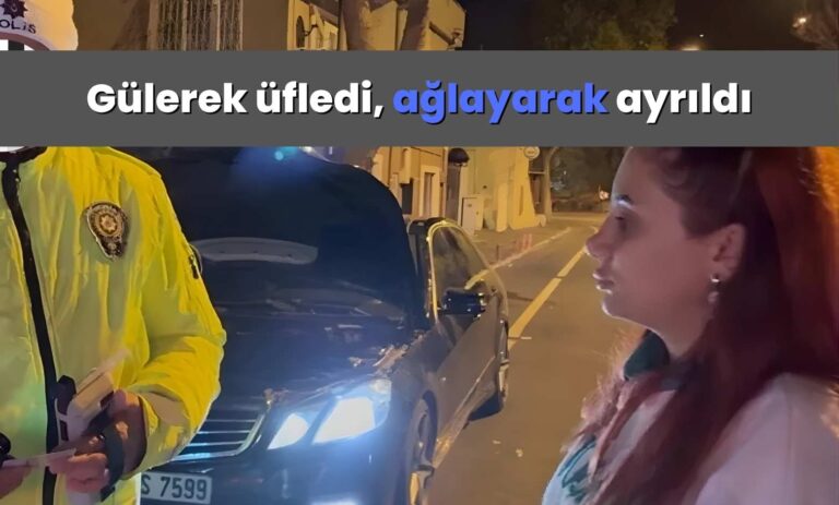 Gülerek üfledi, ağlayarak ayrıldı